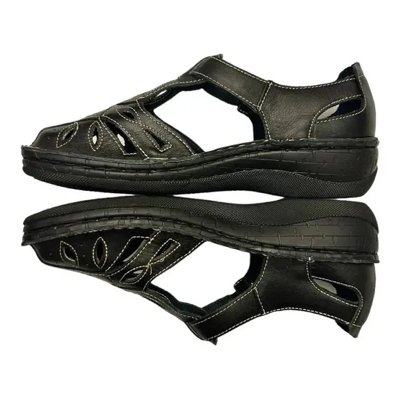 ******* SOLD ******** Propet Jenna Women's Black Leather Sandals