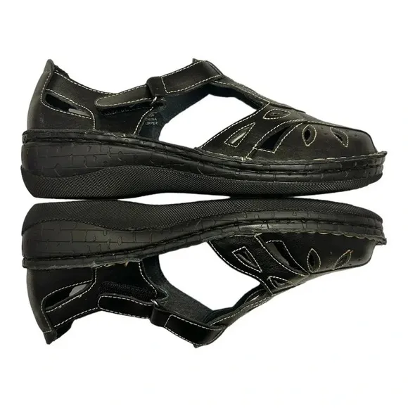 ******* SOLD ******** Propet Jenna Women's Black Leather Sandals