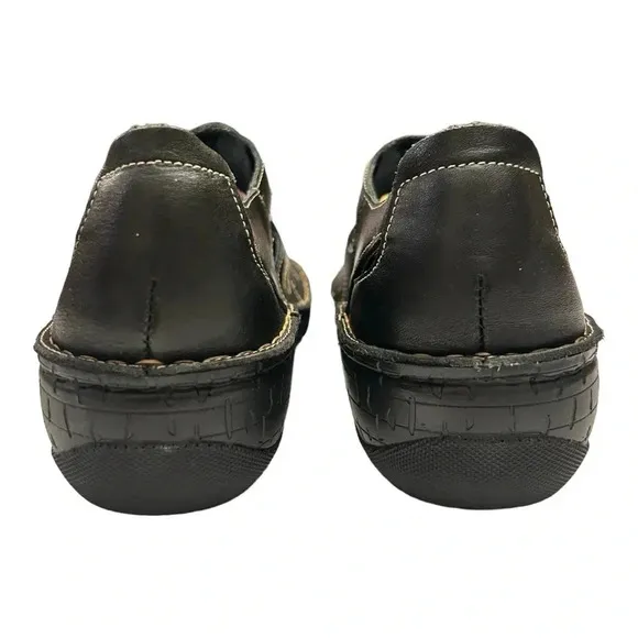 ******* SOLD ******** Propet Jenna Women's Black Leather Sandals