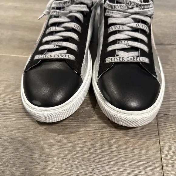 $220 Oliver Cabell Distressed Low 1 Ivy EU Size 38/ Size 8 Women Sneakers