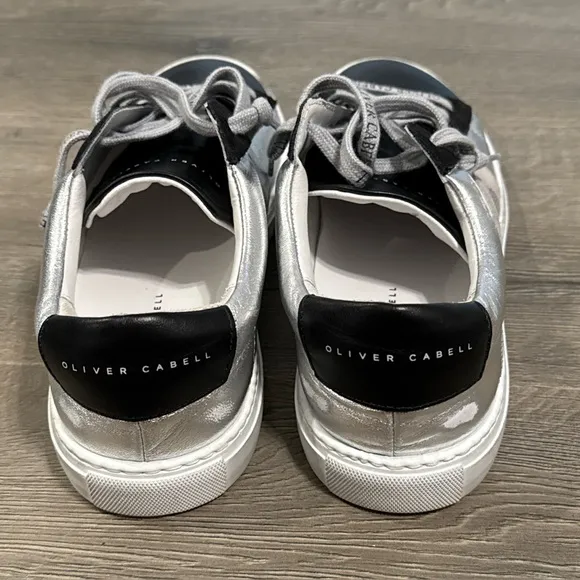 $220 Oliver Cabell Distressed Low 1 Ivy EU Size 38/ Size 8 Women Sneakers