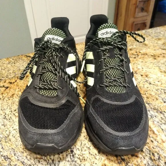 Adidas 90s Valasion Running Shoes Sneakers Black Hi-Res Green Men's Sz 9 EG5639
