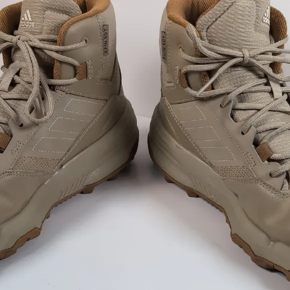 Adidas Beige Terrex Unity Mid