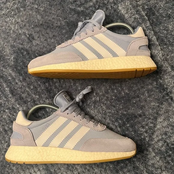 Adidas ‘Chalk Blue’ White I-5923 Tennis Shoe Sneaker, 8