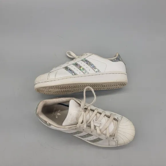 Adidas Holographic Superstar’s Sneakers Size 4 Youth Shoes