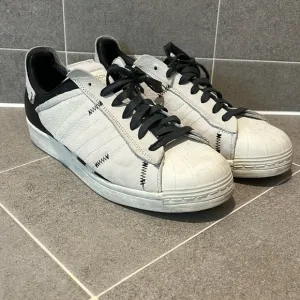 Adidas Superstar FV3023 shoes sneakers white black Mens Size 12