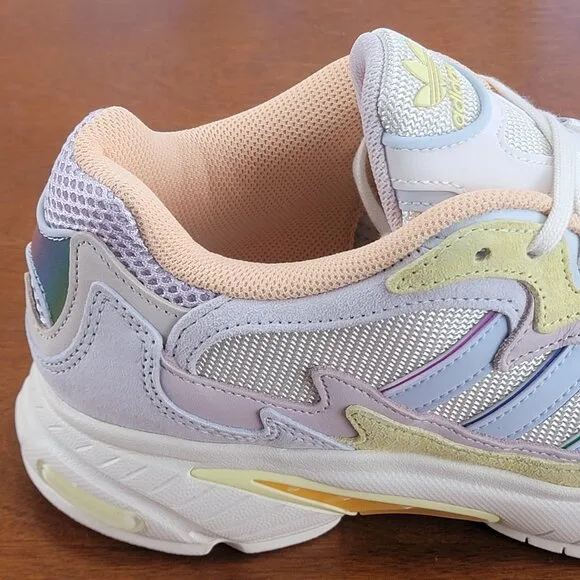adidas Temper Run Pride Shoes EG1077 Off White Size 9 Men's Sneakers