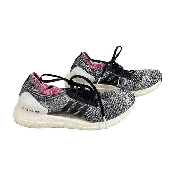 Adidas Ultra Boost Women's 8.5 Pink Breast Cancer Ribbon Knit Shoes