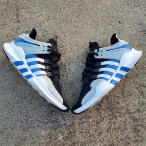 Adidas Walking Shoes sz 7