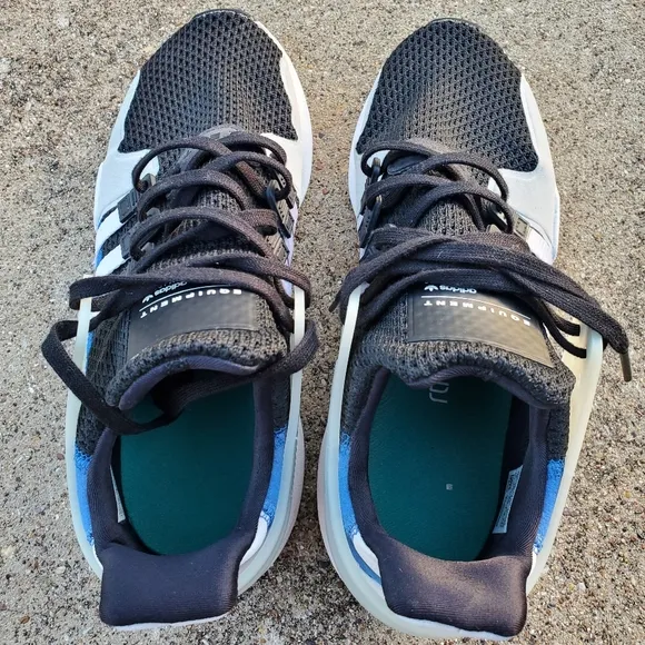 Adidas Walking Shoes sz 7