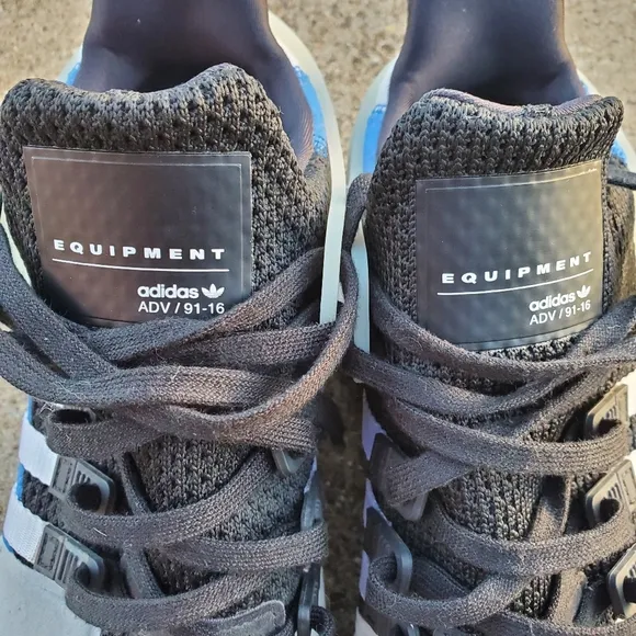 Adidas Walking Shoes sz 7