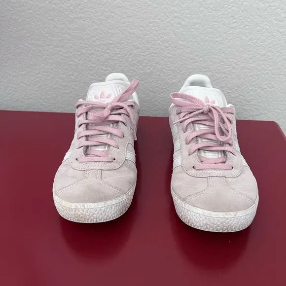 Adidas Women's Gazelle Pink Suede Athletic Running Shoes Sneakers Size 4.5 US