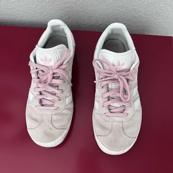 Adidas Women's Gazelle Pink Suede Athletic Running Shoes Sneakers Size 4.5 US