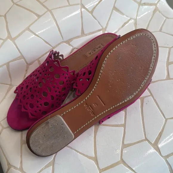Alaia Pink laser cut suede Slides Sandals