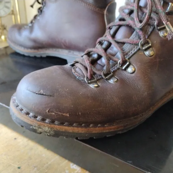 ALICO SUMMITT Men's Size 10.5 Leather Boots Made in Italy. Hiking Mountaineering