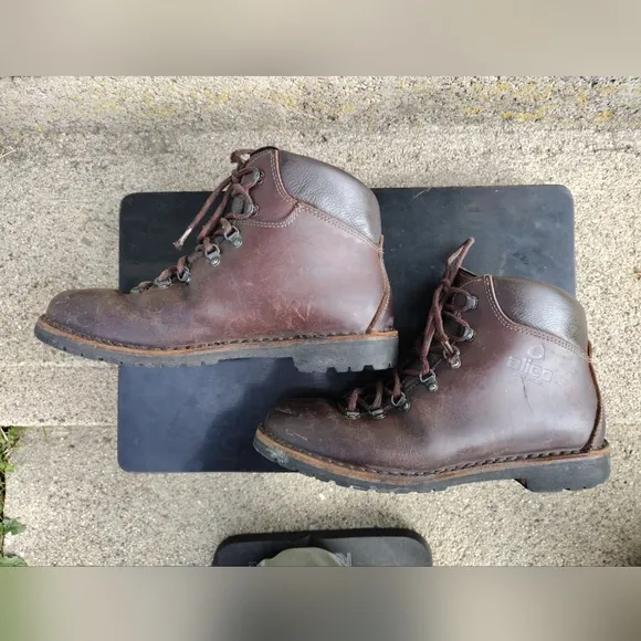 ALICO SUMMITT Men's Size 10.5 Leather Boots Made in Italy. Hiking Mountaineering