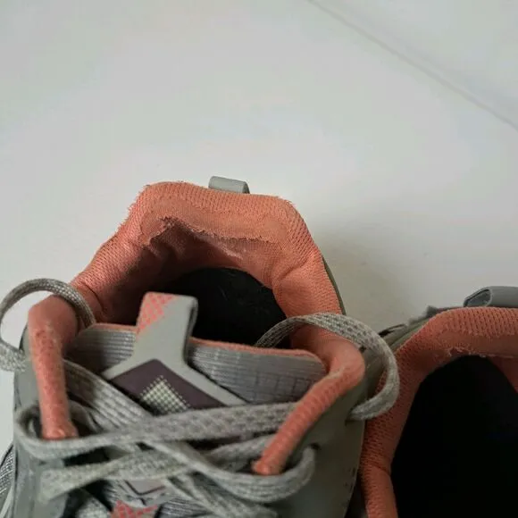 Altra Lone Peak 5 Trail Running Shoes Mens 11.5 Tan Khaki Hiking