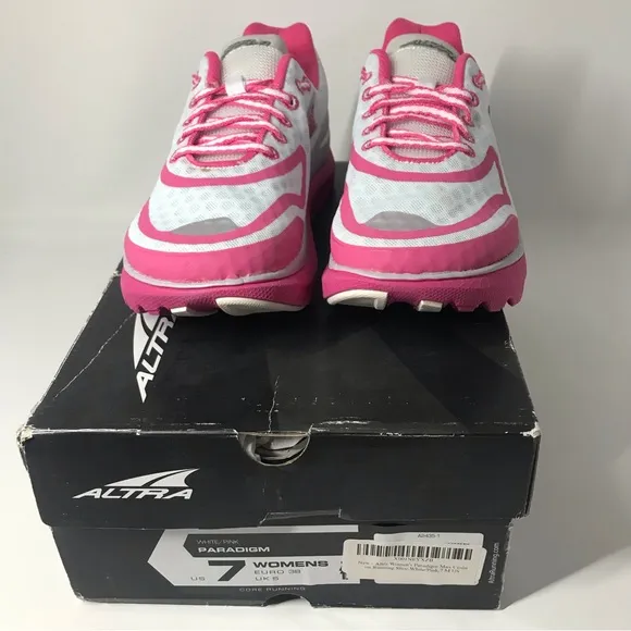 Altra White and Pink Running Shoes Sz 7.0 NEW NIB