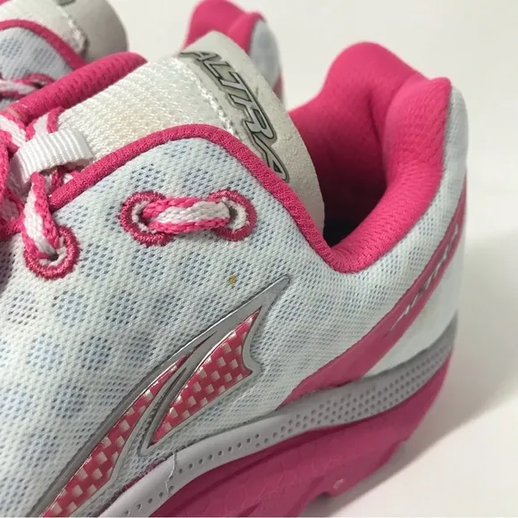 Altra White and Pink Running Shoes Sz 7.0 NEW NIB