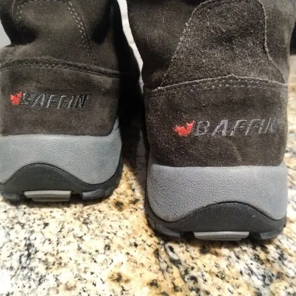 Baffin Katie Tall Winter Snow Boots Gray Suede Faux Fur MIKU-W008 Women's Sz 8