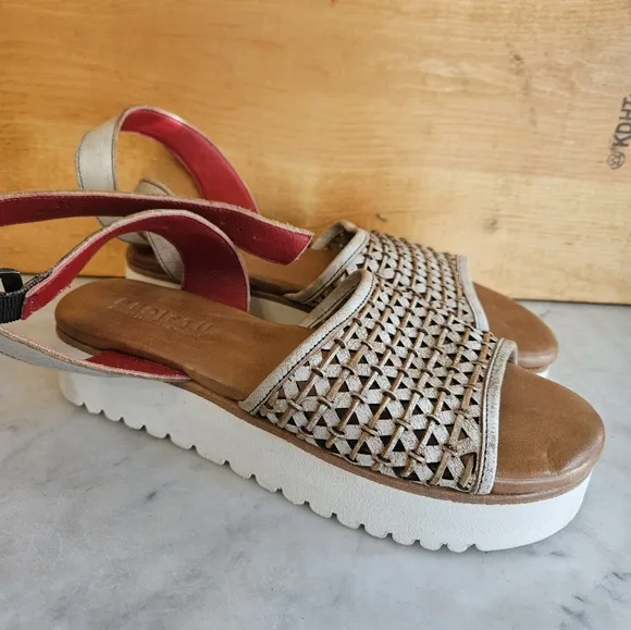 Bed Stu Brisa Women's Beige Woven Sandals Platform Size 8