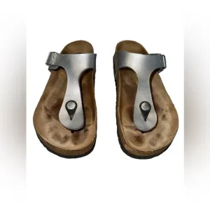 Birkenstock Gizah Sandals in Silver