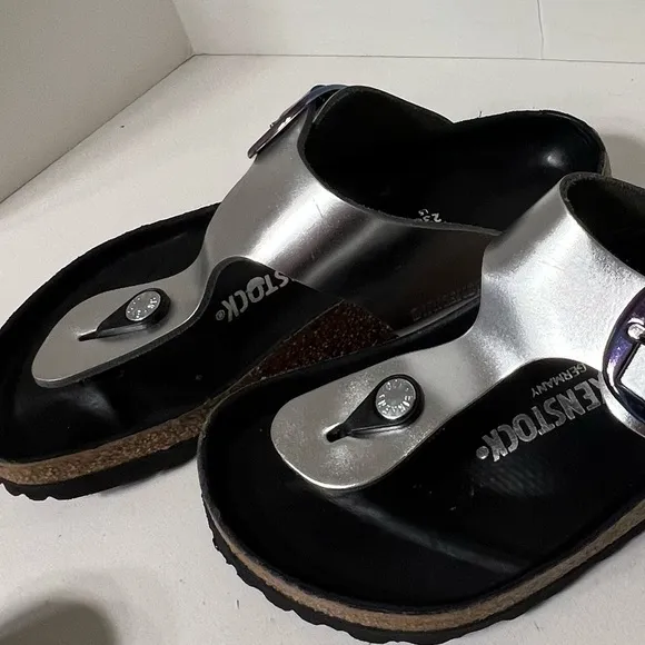 Birkenstock metalic sandals