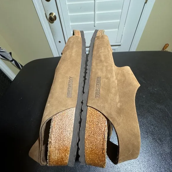 Birkenstock size 43 Milano mocha tan sandals