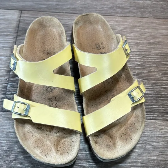 Birkis Birkenstock sandals woman’s 36 (d197)