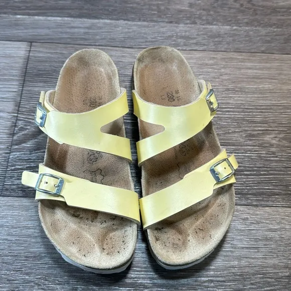 Birkis Birkenstock sandals woman’s 36 (d197)