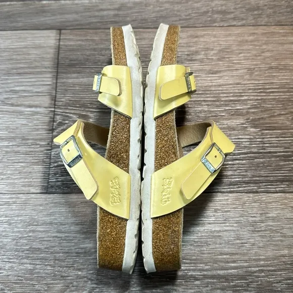 Birkis Birkenstock sandals woman’s 36 (d197)