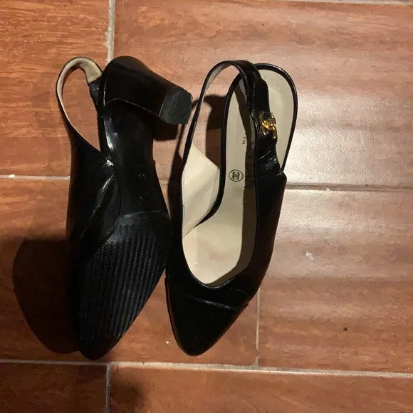 Black Chanel CC  leather shoes 36