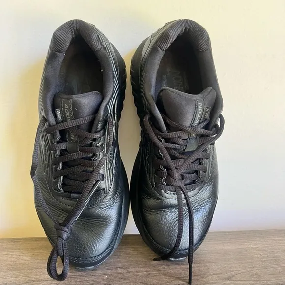 Brooks Addiction Triple Black Women's Walking Shoe Size 7.5 SKU#24826