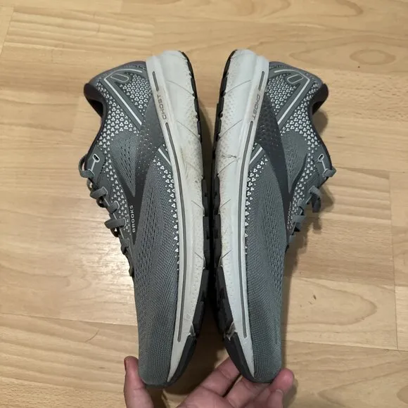 Brooks Ghost 14 Mens Size 13 Gray White Athletic Running Walking Shoes Sneakers