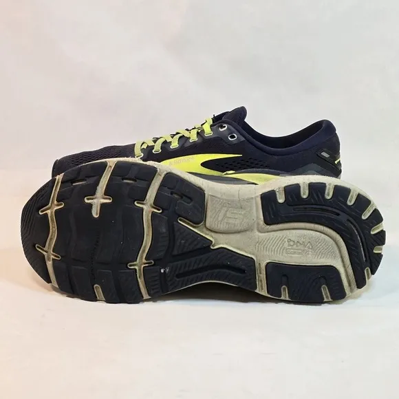 Brooks Ghost 15 Men's Size 11‎ D Running Shoes Athletic Sneakers 1103931D429
