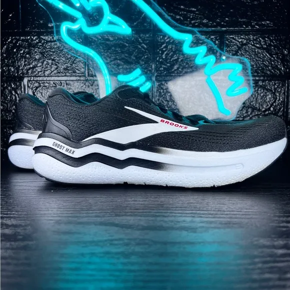 Brooks Ghost Max 2 Men’s Running Gym Walking Shoes Sneakers Black White - 10.5