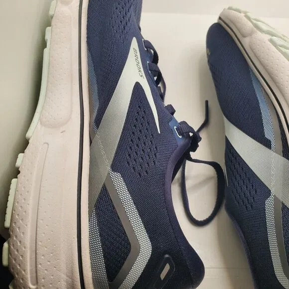 Brooks Womens Ghost 15 Running Shoes 10.5 Navy Extra Wide 2E Athletic Walking