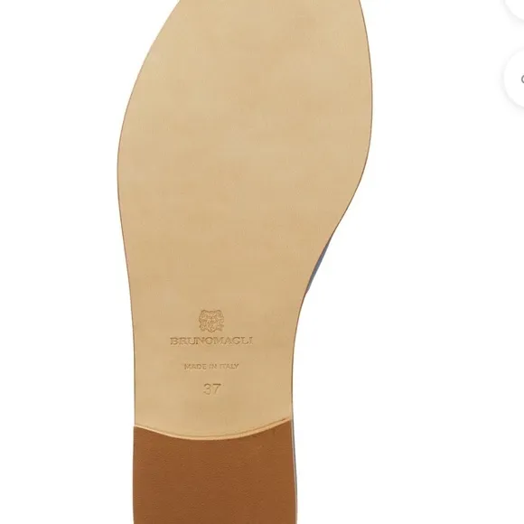 Bruno Magli Francis Sandals. NWOT
