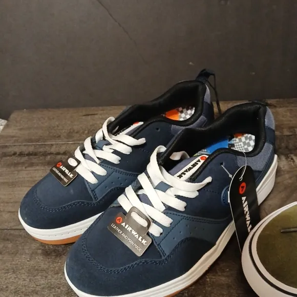 BUNDLE Airwalk Blue and Green Sneakers Versatile Casual Style Boy's Sz 3 &amp; 4