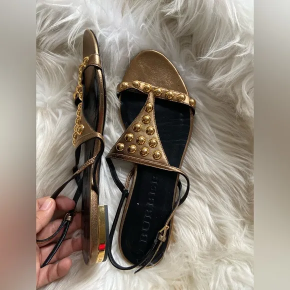 Burberry golden sandals size 37 women’s