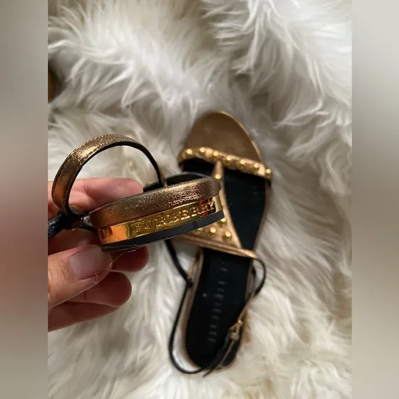 Burberry golden sandals size 37 women’s