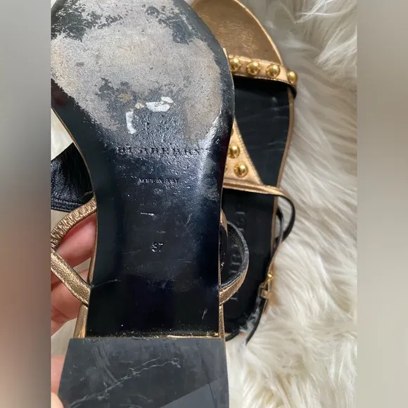 Burberry golden sandals size 37 women’s