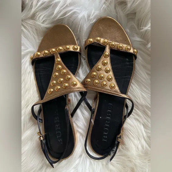 Burberry golden sandals size 37 women’s