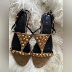 Burberry golden sandals size 37 women’s
