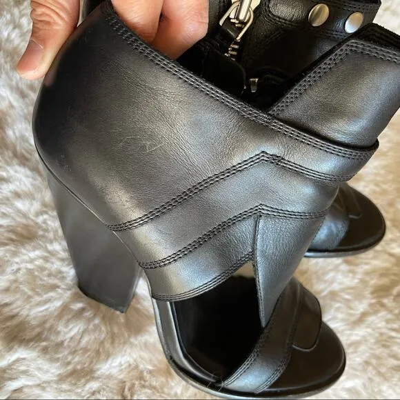Camilla Skovgaard Leather Sandals Open Toe Block Heeled Steampunk Vampy 39.5