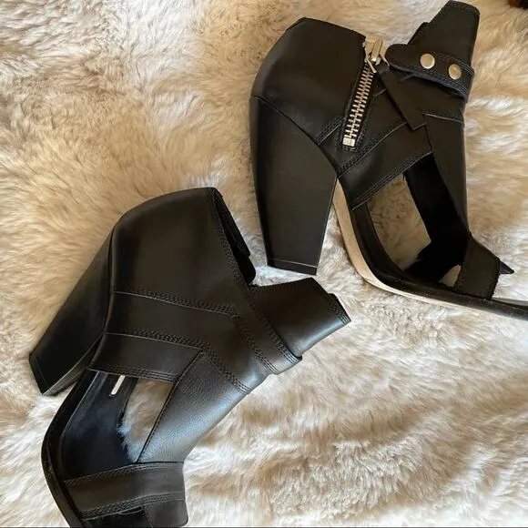 Camilla Skovgaard Leather Sandals Open Toe Block Heeled Steampunk Vampy 39.5