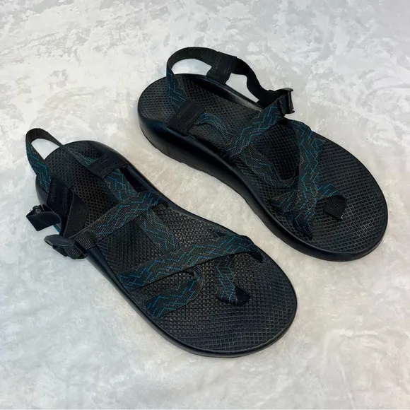 Chaco Mens Sandal Z2 Classic, With Toe Loop, Size 13 Stepped Black Blue J105801