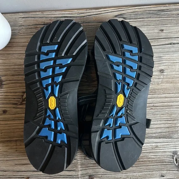 Chaco sandals size 13 great condition