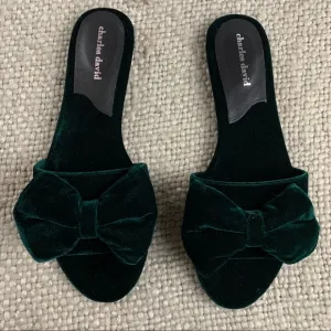 Charles David bow slipper sandals velvet green