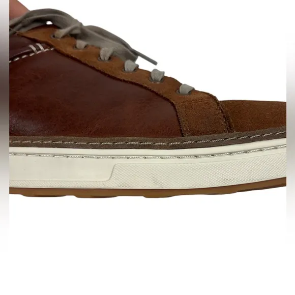 Clarks Mens 11.5 Shoes Sneakers Suede Leather Brown Casual Distressed Rustic